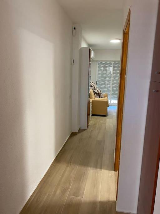 Acogedor Apartamento En La Playa Playa de Gandia Bagian luar foto