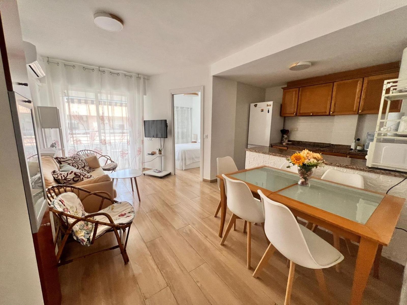 Acogedor Apartamento En La Playa Playa de Gandia Bagian luar foto